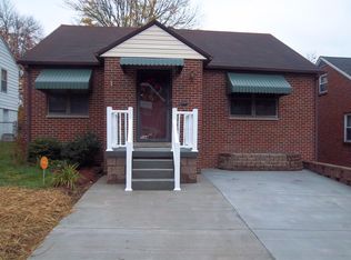 134 N Queens Ct, Huntington, WV 25705