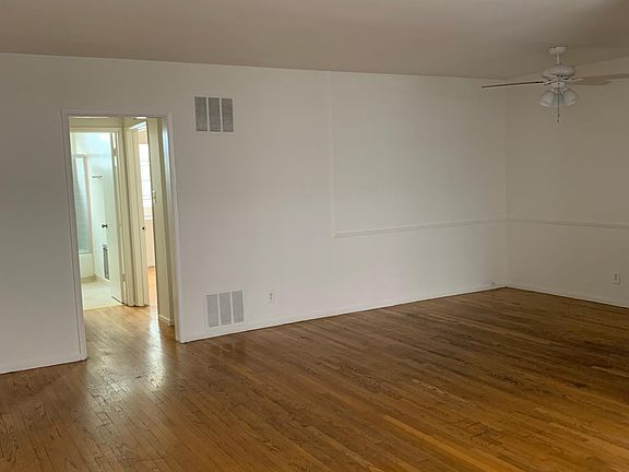 3rd image of 936 N Stanley Ave #2