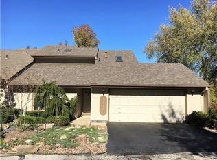 730 E 122nd Pl, Kansas City, MO 64146