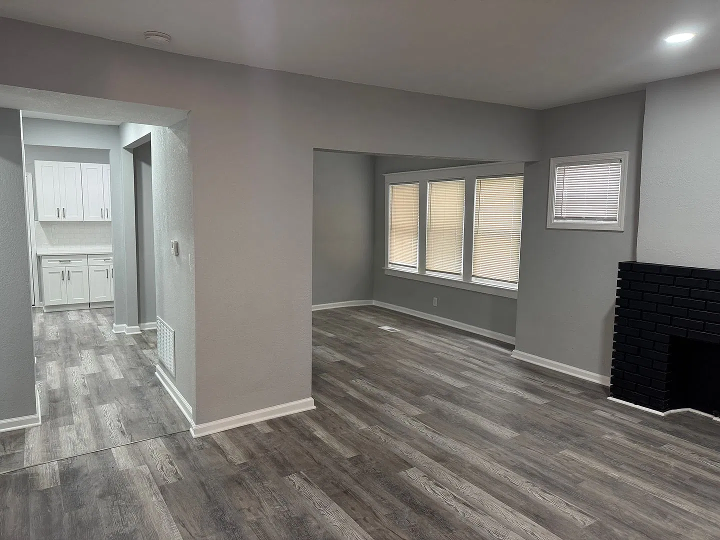 3921 Garfield Ave. Kansas City, MO 64130 — Photo 2