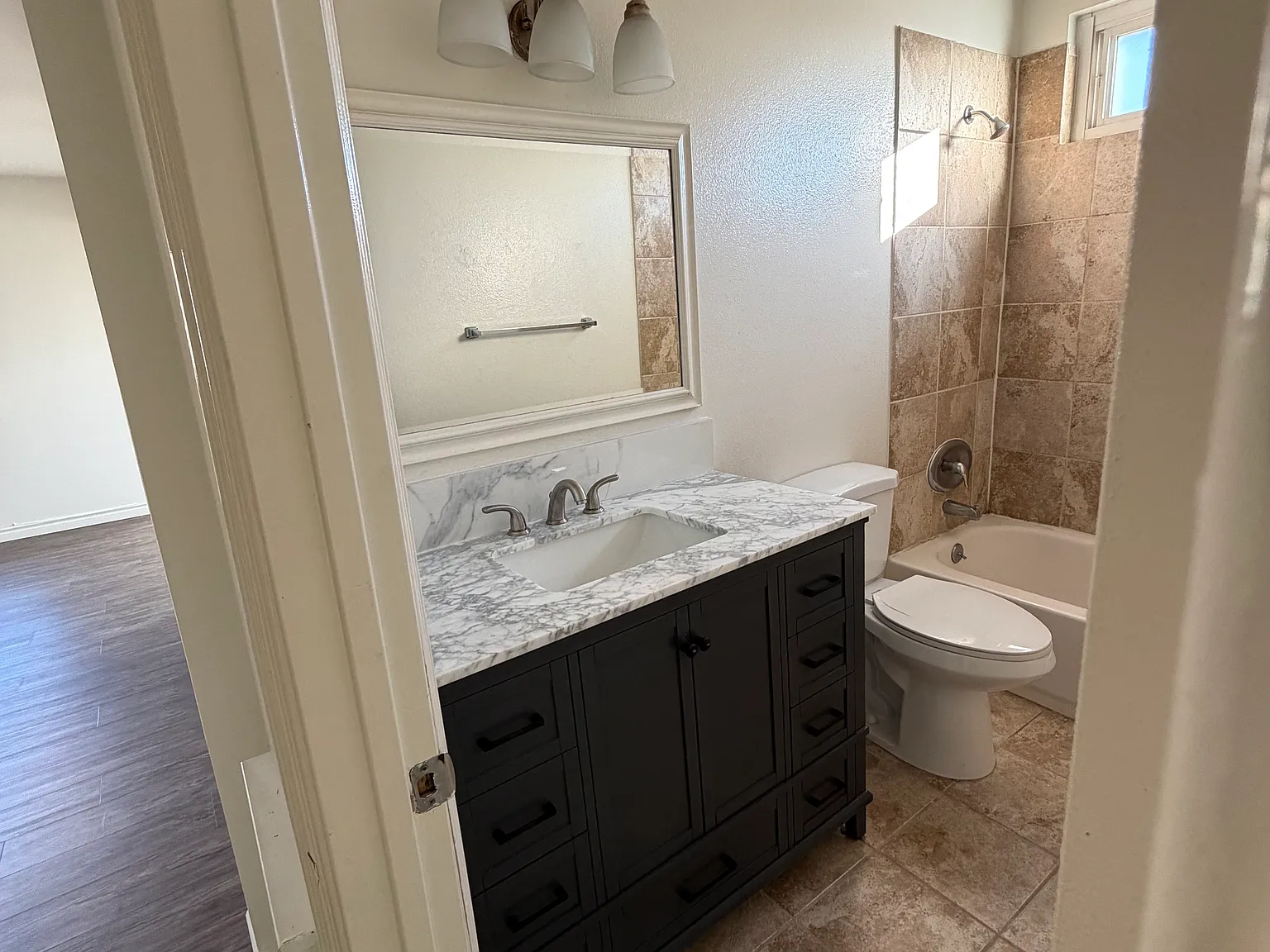 6062 Lime Ave — Photo 4