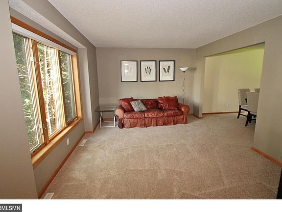 2nd image of 1325 Wildflower Ln