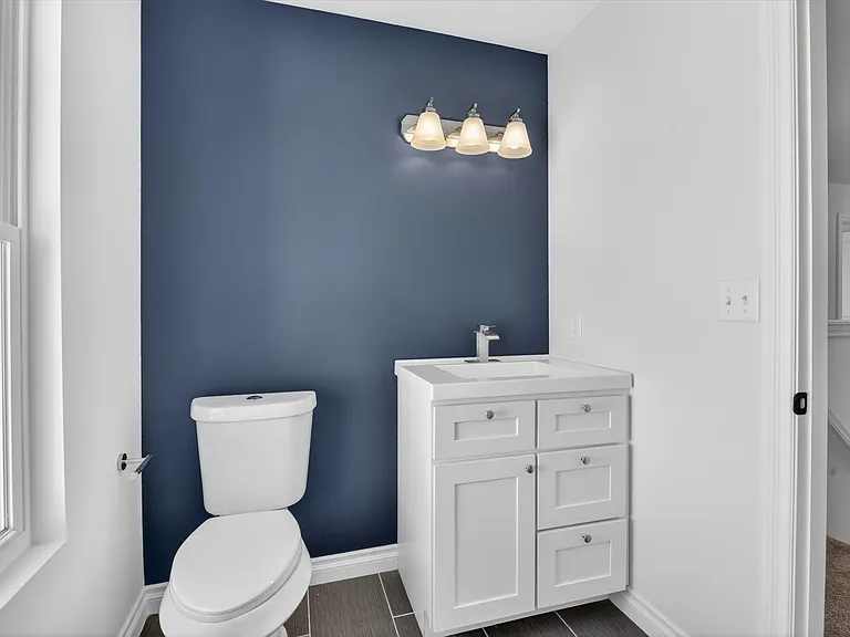 8760 Barrington Dr — Photo 31