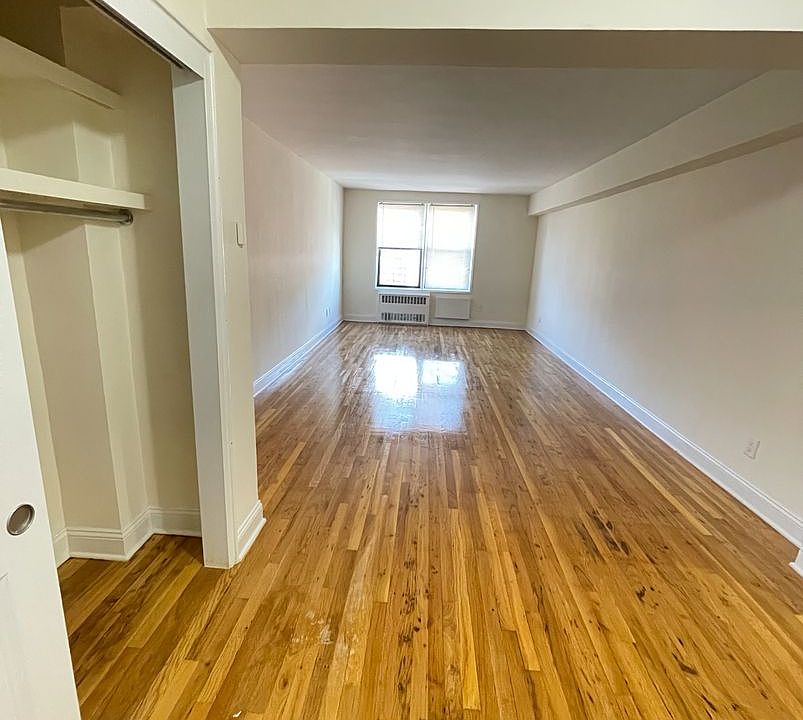 1st image of 41-12 Elbertson St #6CC