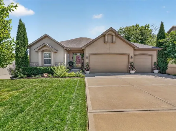 10115 N Miller Ln, Kansas City, KS 66109