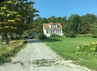 09475 Old 31 N, Charlevoix, MI 49720