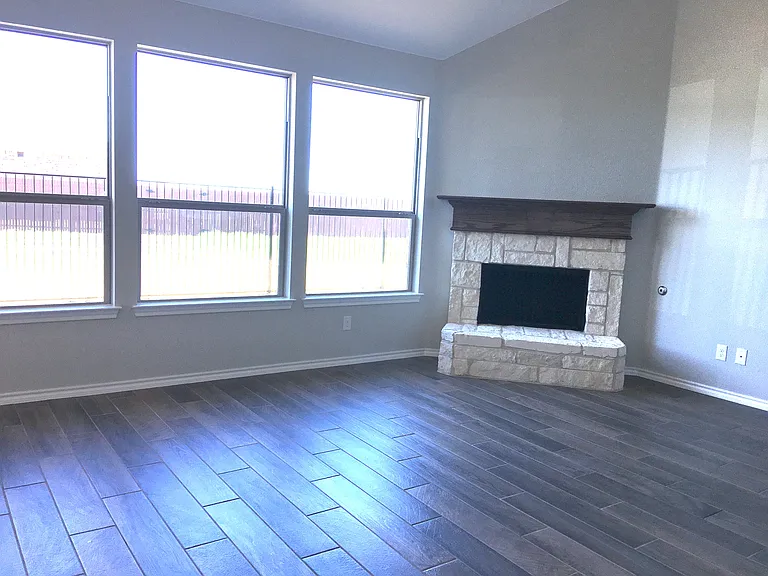 601 Long Prairie Dr — Photo 9