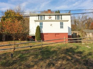1045 Moon Run Rd, Mc Kees Rocks, PA 15136