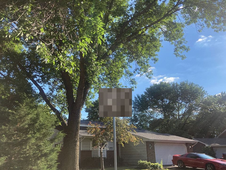 2nd image of 9701 97th Pl N