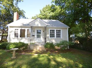 141 W King St, Hillsborough, NC 27278