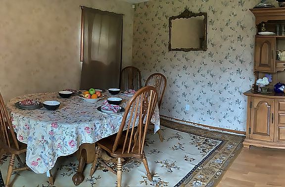 Dining room view of lake