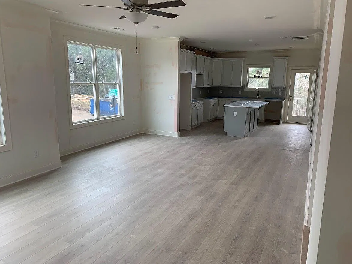 434 Portsdale Dr — Photo 2