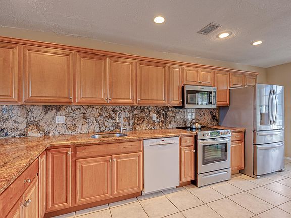 4th image of 5400 N Ocean Blvd APT 57