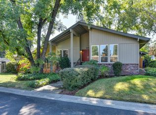 8400 Donahue Ct, Fair Oaks, CA 95628