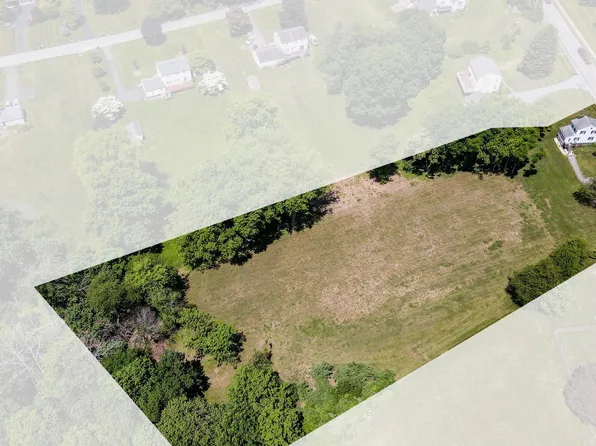 1774 W Doe Run Rd, Kennett Square, PA 19348