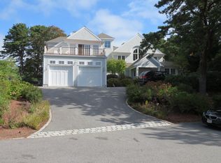 236 Glenneagle Dr, Mashpee, MA 02649
