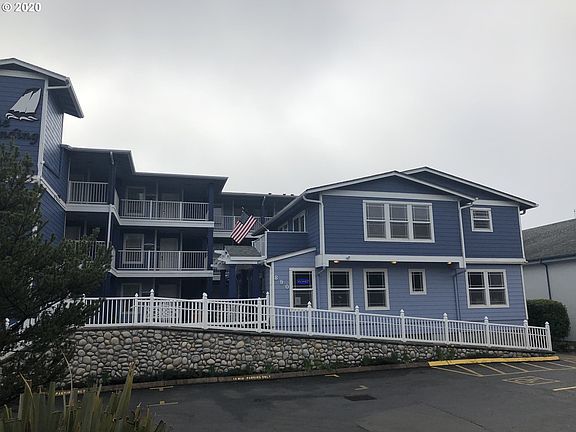 2nd image of 890 SE Bay Blvd #118