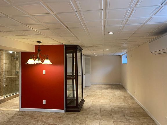 4th image of 3206 153rd St Floor Basement