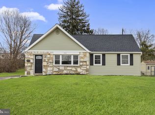 391 Marilyn Rd, Warminster, PA 18974