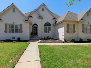 2443 Amber Glen Dr, Murfreesboro, TN 37128