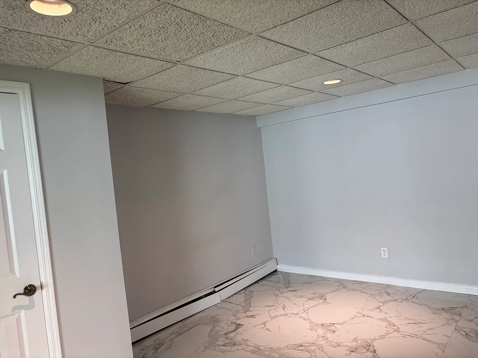 2 bed, 1000 sqft, $3,200 — Photo 4