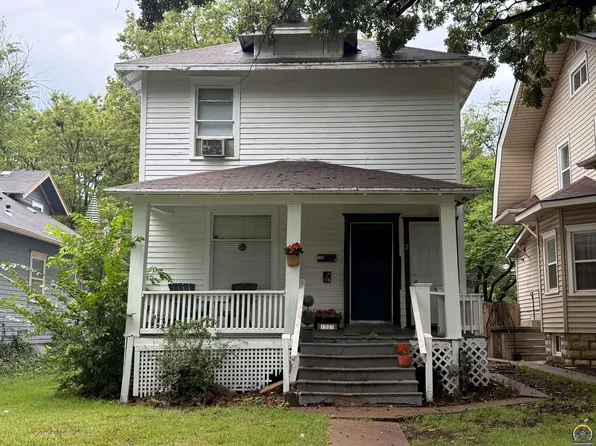 1527 SW Mulvane St, Topeka, KS 66604