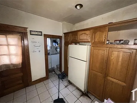 2930 Arunah Ave #1 — Photo 6