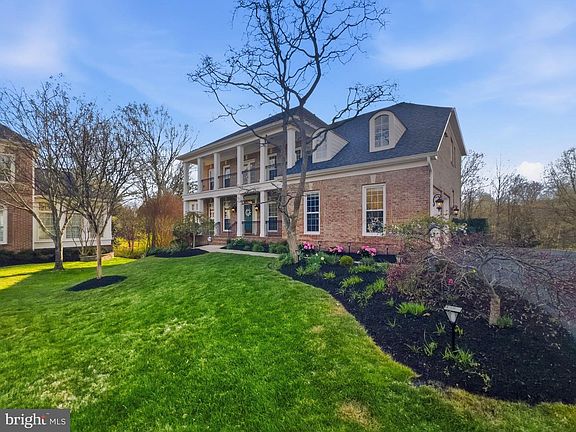 3rd image of 10123 Ratcliffe Manor Dr