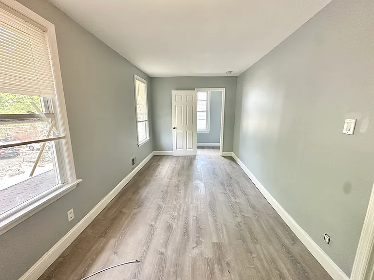 119 Evergreen Ave — Photo 17