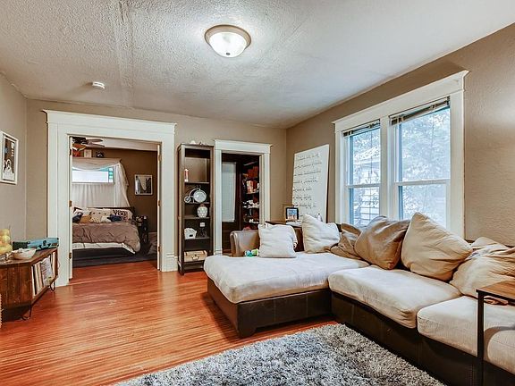 5th image of 608 19th Ave NE