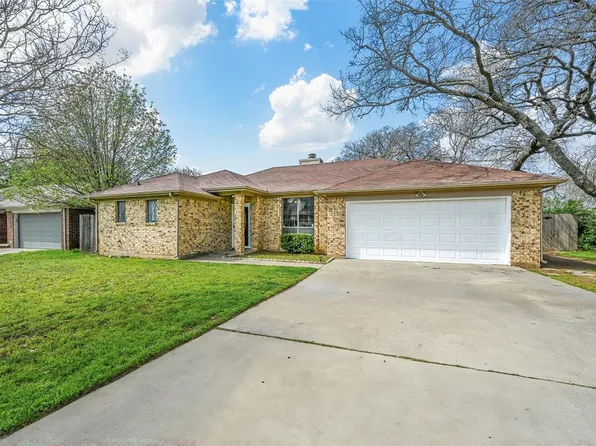 813 Audra Ln, Denton, TX 76209
