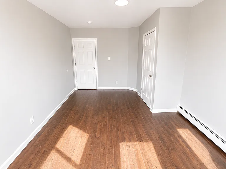 163 Hillside Ave #2R — Photo 12