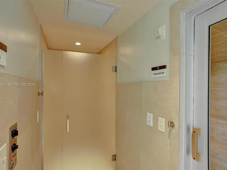 900 Biscayne Blvd #2901 — Photo 80