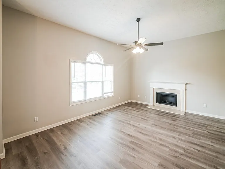 124 S Winds Dr — Photo 5