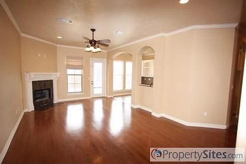 3rd image of 115 Winding Brook Dr