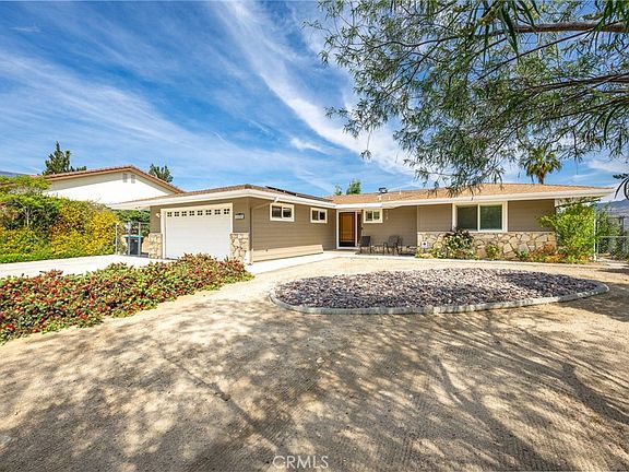2nd image of 44900 Viejo Dr
