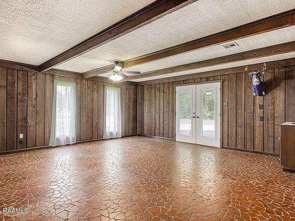 5th image of 1212 Eaton Dr