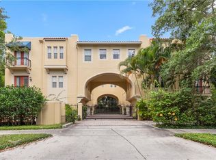 3010 W Stovall St APT F, Tampa, FL 33629