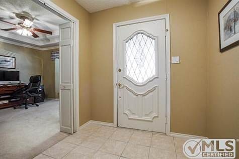 3rd image of 4206 Pleasant Oaks Ct