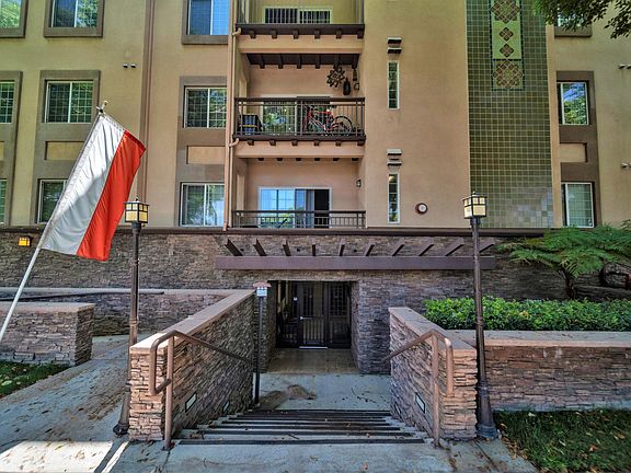2nd image of 1301 N Hollywood Way APT 205