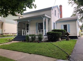 56 Myrtle St, Le Roy, NY 14482