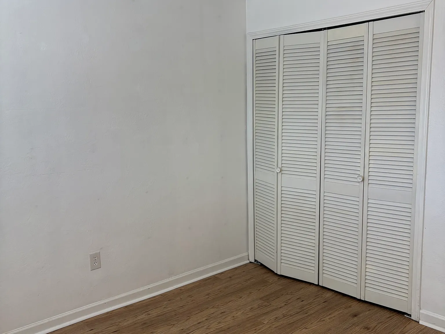 2 bed, 952 sqft, $1,350 — Photo 4