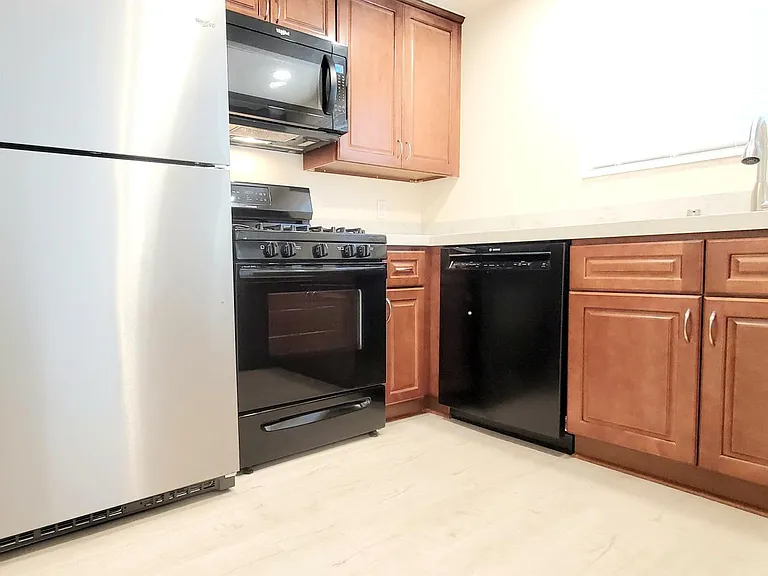 4503 Ellis Ln — Photo 7
