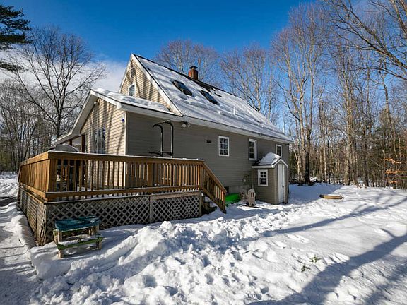 4th image of 62 Brookside Dr