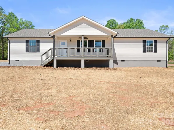 220 Old Lumber Yard Rd, Morganton, NC 28655