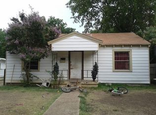 822 N Barnett Ave, Dallas, TX 75211