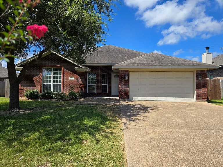 3724 Dove Hollow Ln — Photo 2