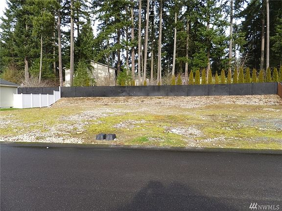 3rd image of 5911 162nd Street Ct E