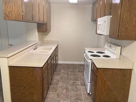2nd image of 2700 W Victory Blvd #206