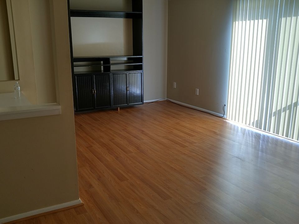 1st image of 8040 Abbey Ct APT L